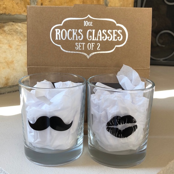 TDM Holdings Other - 🆕 Rocks Glasses Set Mr & Mrs Mustache Lips 10 oz